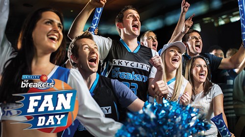 PICS: Breakers Fan Day