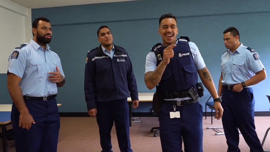 Kiwi police's cover of 'my girl' is seeeeeki!