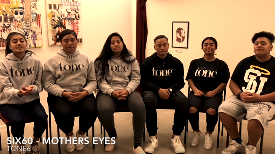 Tone6's cover of Six60's Mothers Eyes is freaking AMAZING