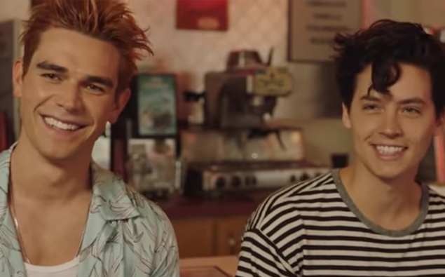 Kj Apa Cole Sprouse Reading Mean Tweets Cole Sprouse reveals gossip on KJ Apa!