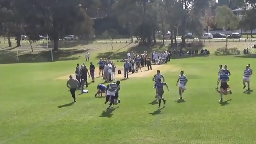 The 17-year-old Kiwi rugby star who is breaking all the records!