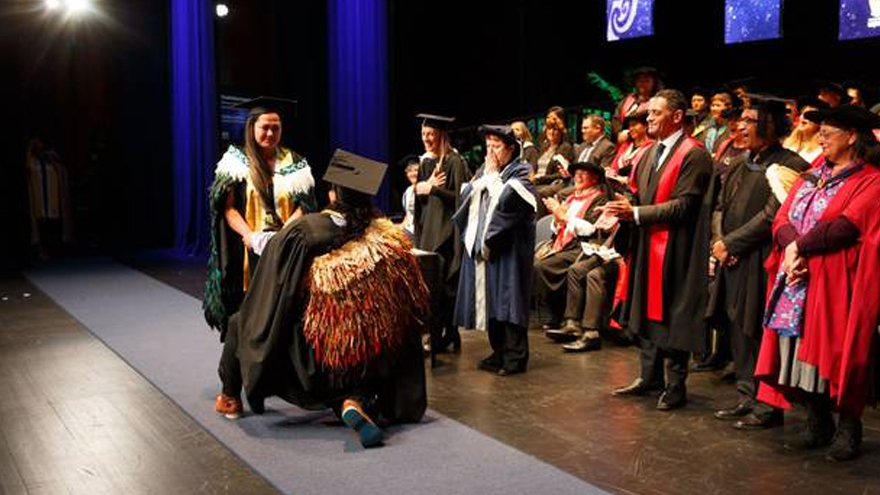 Marriage proposal at wānanga graduation ceremony surprises everyone!
