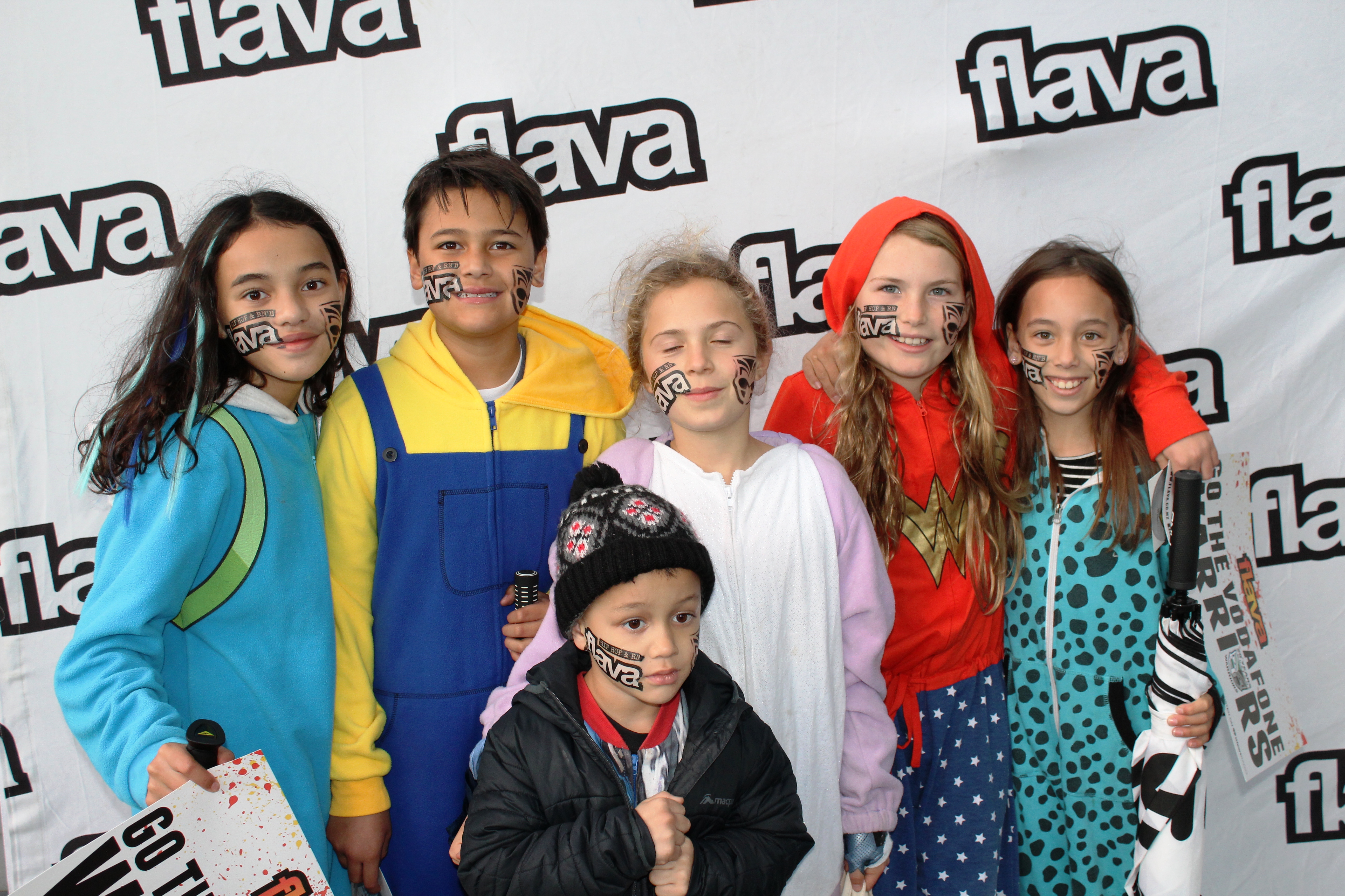 Flava Game Day Pix! Warriors vs Raiders