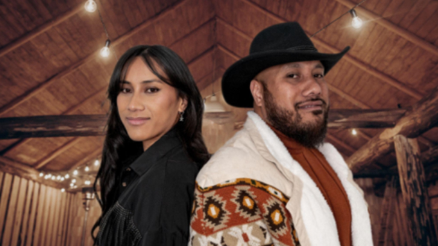 The Mitis perform a cover of 'Something to talk about' at the Flava Studio!