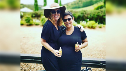 Anika Moa's crack up tips on how to survive this HEAT!