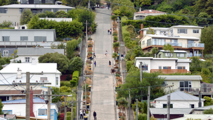 Dunedin's Baldwin St has reclaimed the title of World's Steepest Street